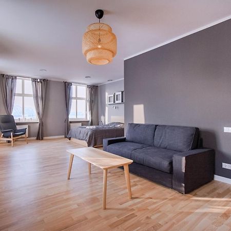Modern Apartment In Old Riga With A River View Dış mekan fotoğraf